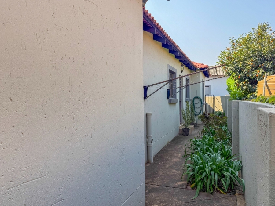 To Let 3 Bedroom Property for Rent in Melodie North West